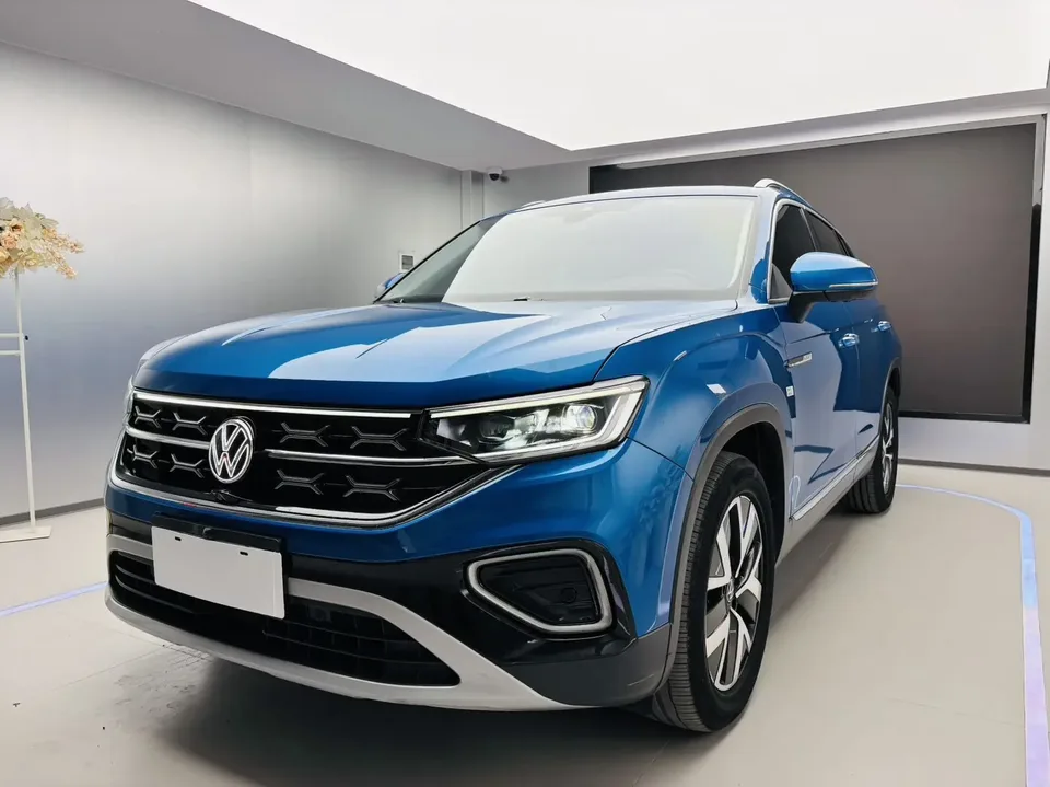 Volkswagen Tayron Tanyue 2023 280TSI 2WD Luxury Plus Advanced Edition 2023 — photo 1, buy with delivery to Moscow