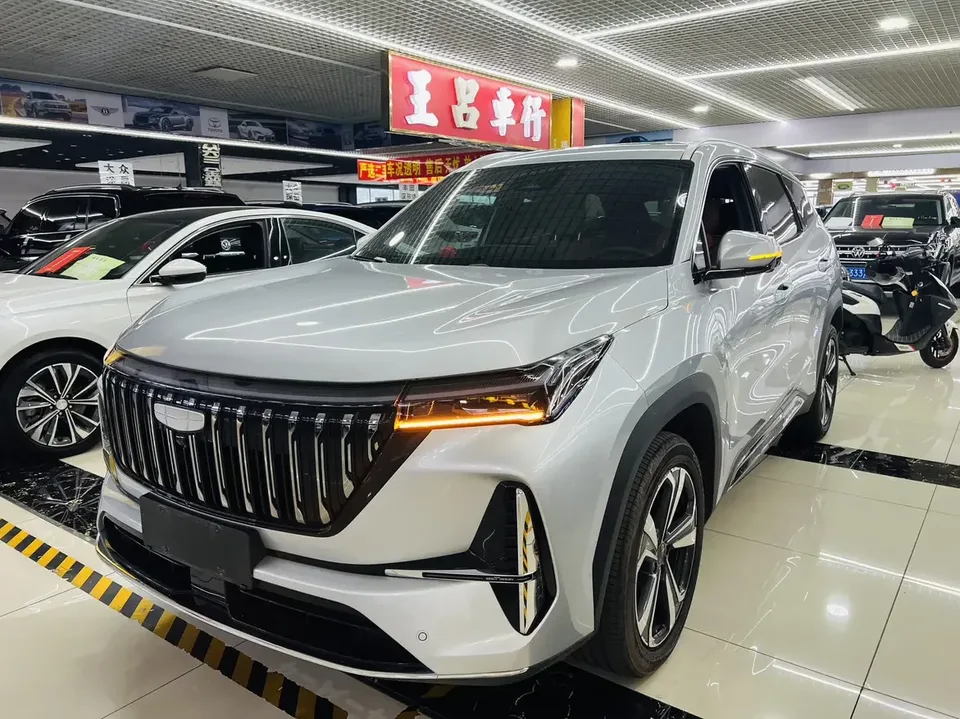 Geely Atlas L Boyue L 2025 Fourth generation 1.5TD DCT Sanhe 2026 — photo 1, buy with delivery to Moscow