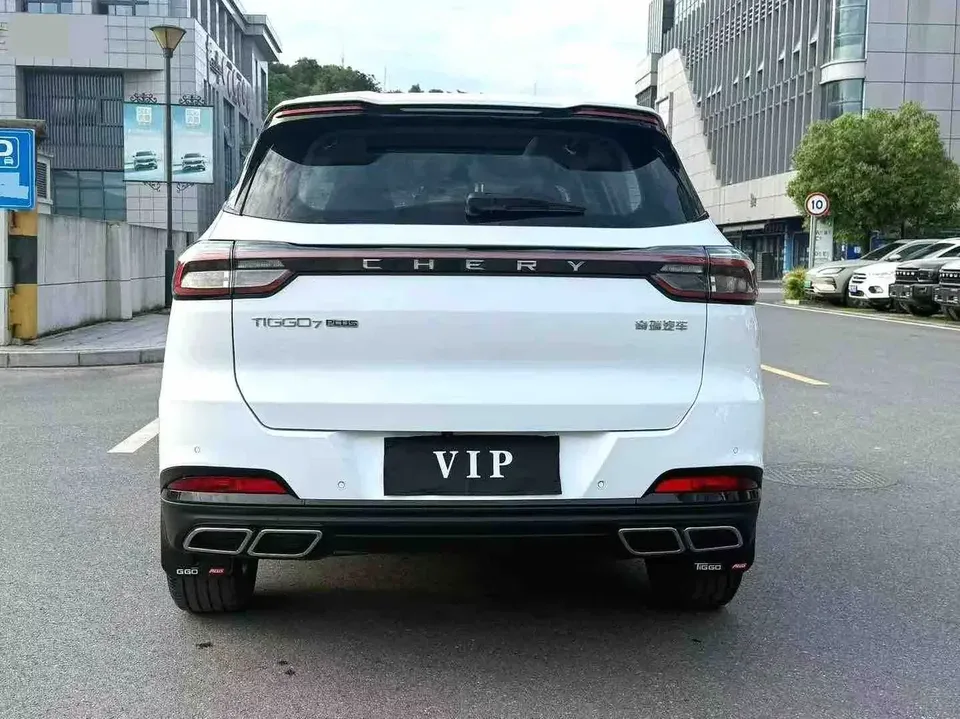 Chery Tiggo 7 Plus Tiggo 7 PLUS 2023 Champion Edition 1.5TGDI DCT Luxury 2024 — thumbnail 2