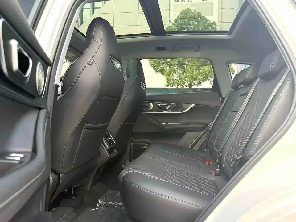 Chery Tiggo 7 Plus Tiggo 7 PLUS 2023 Champion Edition 1.5TGDI DCT Luxury 2024 — thumbnail 3