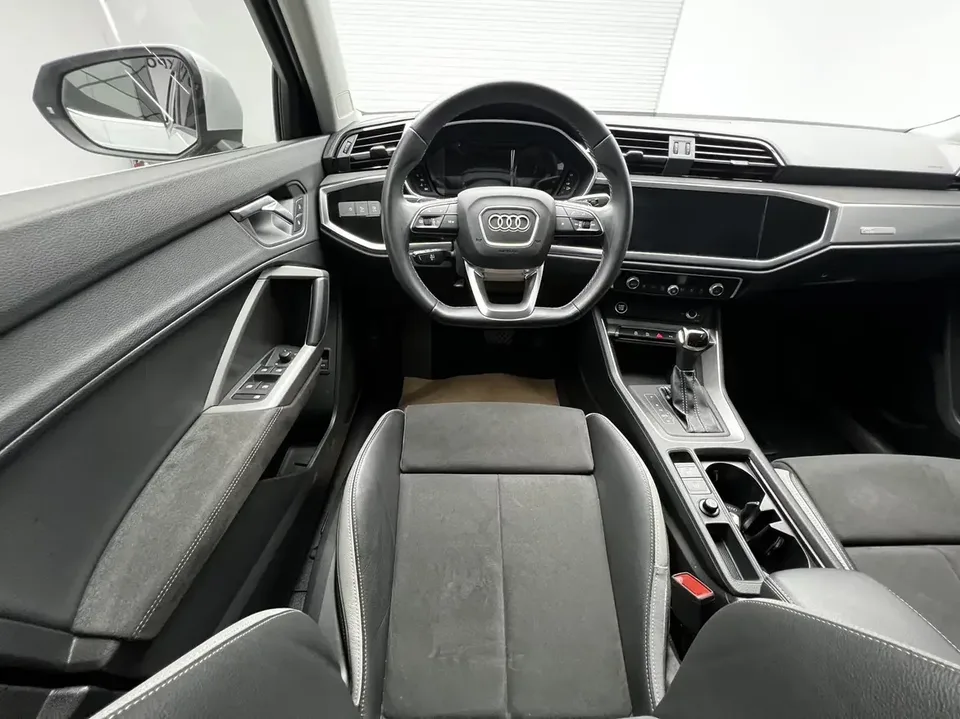 Audi Q3 Audi Q3 2022 35 TFSI Stylish Dynamic 2022 — миниатюра 4