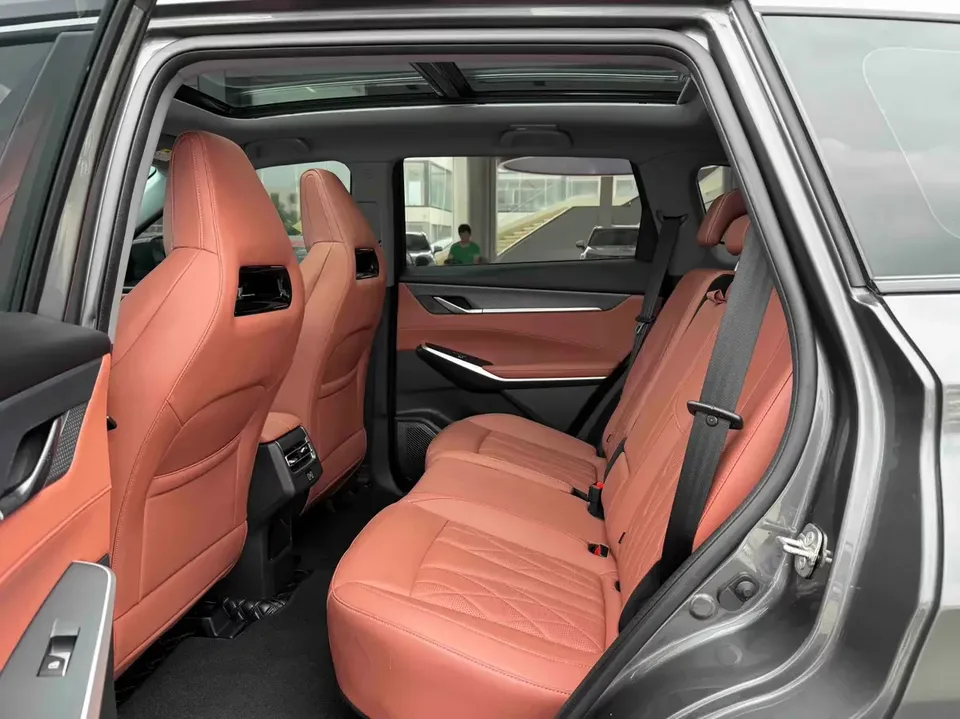 Changan CS75PLUS Changan CS75 PLUS 2025 Third Generation Champion Edition 1.5T Automatic Sporty Model 2025 — thumbnail 3