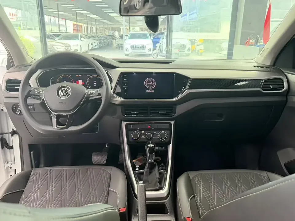 Volkswagen Tu Kai Tu Kai 2022 1.5L Automatic Comfort Edition 2022 — thumbnail 3