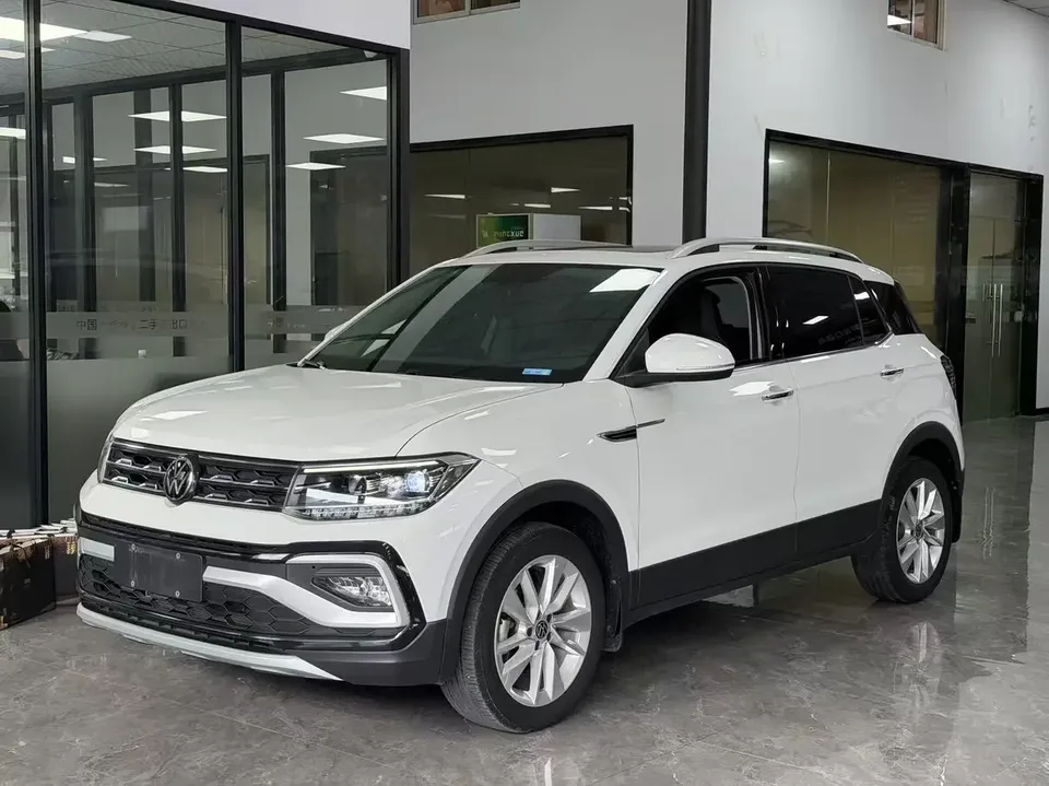 Volkswagen Tu Kai Tu Kai 2022 1.5L Automatic Comfort Edition 2022 — photo 1, buy with delivery to Moscow