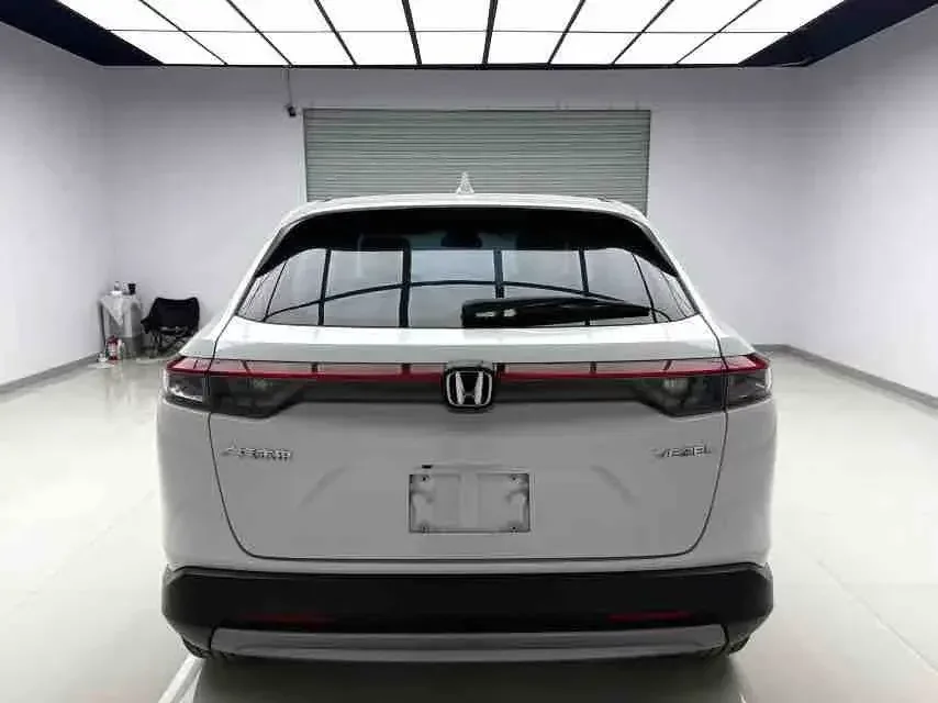 Honda VEZEL Binzhi 2023 1.5L CVT Technology Edition 2023 — thumbnail 2