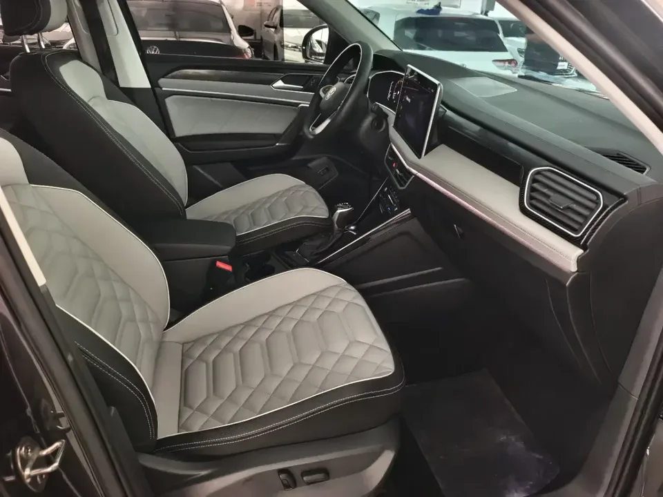 Volkswagen Tayron Tanyue 2023 280TSI 2WD Luxury Plus Advanced Edition 2022 — thumbnail 3