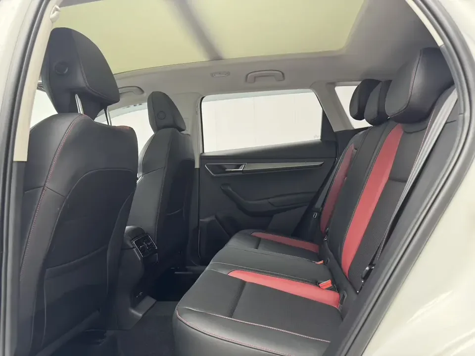 Skoda Karoq Korok 2023 TSI280 Luxury Edition 2023 — thumbnail 4