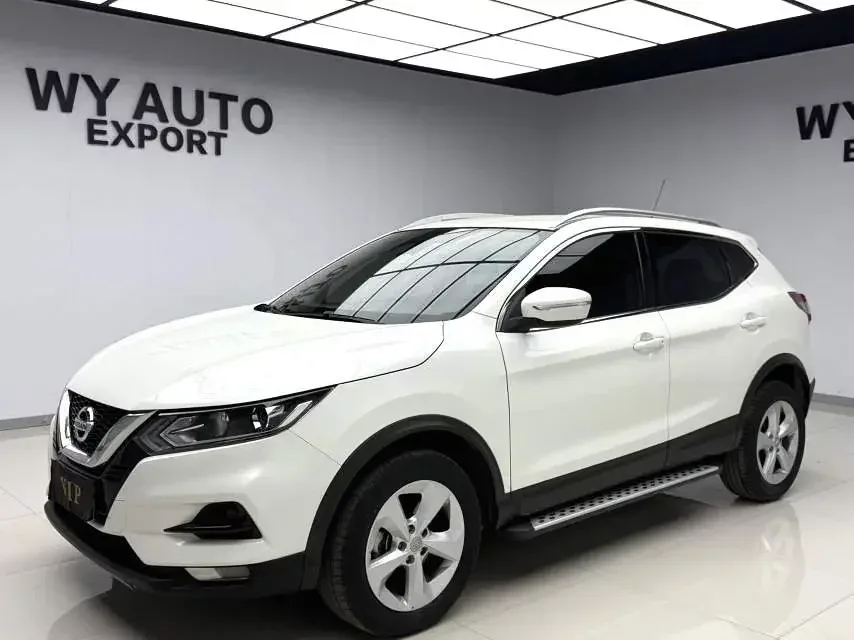 Nissan Qashqai Qashqai 2022 2.0L XV Smart Edition 2022 — photo 1, buy with delivery to Moscow