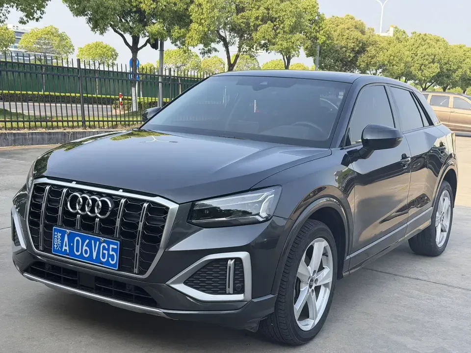 Audi Q2L Audi Q2L 2022 35 TFSI Progressive Elegance 2022 — photo 1, buy with delivery to Moscow