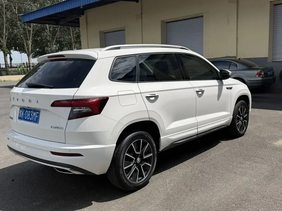 Skoda Karoq Korok 2022 TSI280 Premium Edition 2022 — thumbnail 2