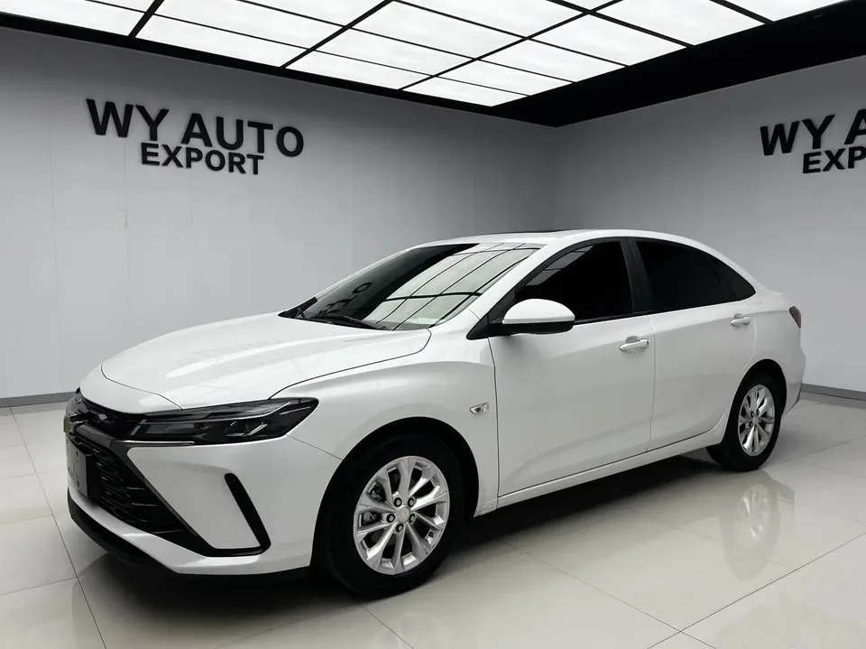 Chevrolet Monza Cruze 2023 1.5L Dual Clutch Enjoy Edition 2023 — photo 1, buy with delivery to Moscow
