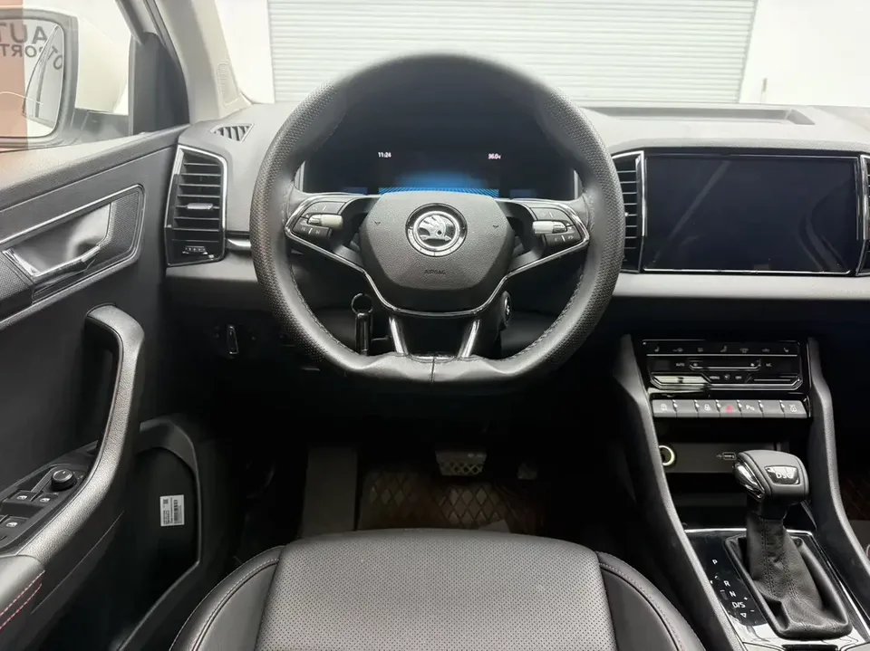 Skoda Karoq Korok 2022 TSI280 Premium Edition 2022 — thumbnail 4
