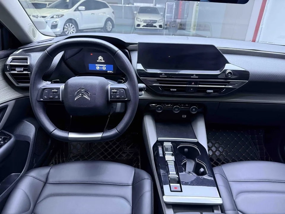 Citroen Versailles C5 X Versailles C5 X 2024 1.6T Enjoy Extraordinariness 2024 — thumbnail 2