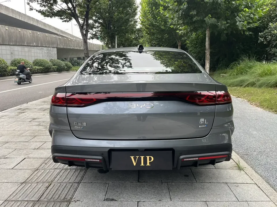 BYD Qin L DM Qin L DM 2025 Intelligent Driving Edition DM-i 80KM Leading Edition 2025 — thumbnail 2