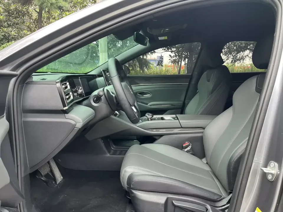 BYD Qin L DM Qin L DM 2025 Intelligent Driving Edition DM-i 80KM Leading Edition 2025 — thumbnail 5