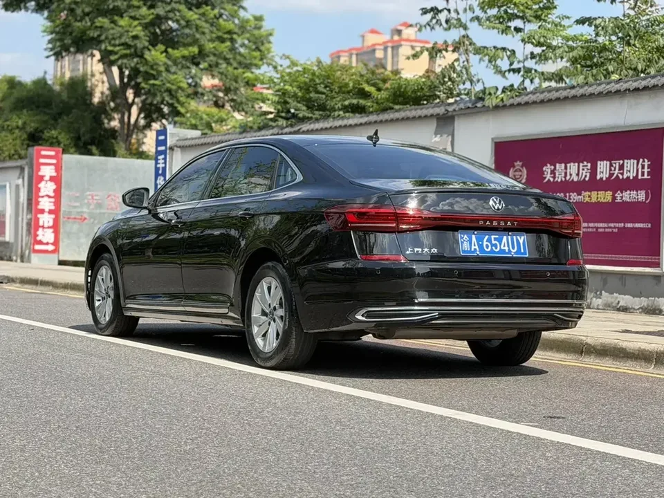 Volkswagen Passat Passat 2023 280TSI Business Edition 2022 — thumbnail 2