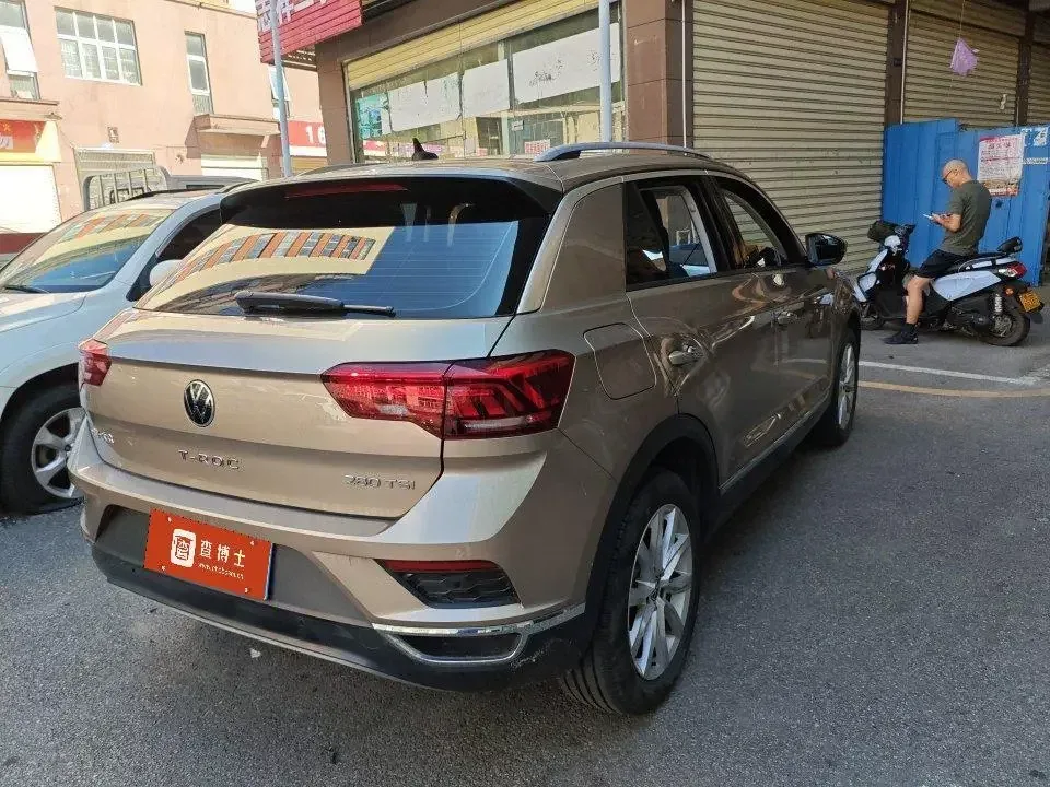 Volkswagen T-Roc TANG 2021 Modified 280TSI DSG 2WD Elite Smart Link Edition 2022 — thumbnail 4