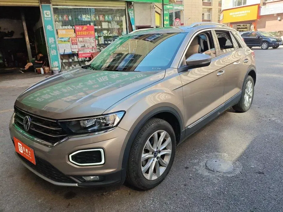 Volkswagen T-Roc TANG 2021 Modified 280TSI DSG 2WD Elite Smart Link Edition 2022 — photo 1, buy with delivery to Moscow