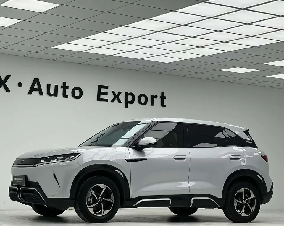 BYD Yuan Up Yuan UP 2024 401KM Vitality 2025 — thumbnail 5