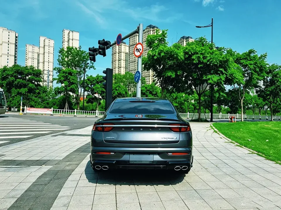 Geely Preface Xing Rui 2025 2.0T DongfangyaoStar-gathering Edition 2025 — миниатюра 2