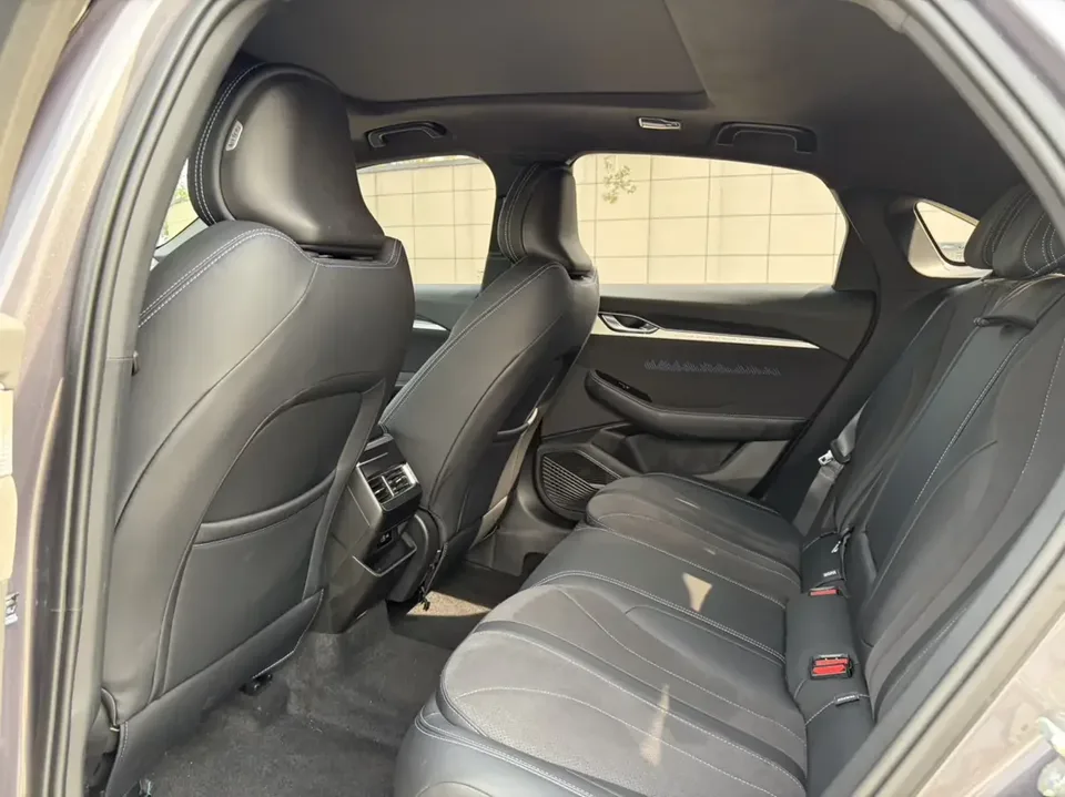 Geely Preface Xing Rui 2025 2.0T DongfangyaoStar-gathering Edition 2025 — миниатюра 3