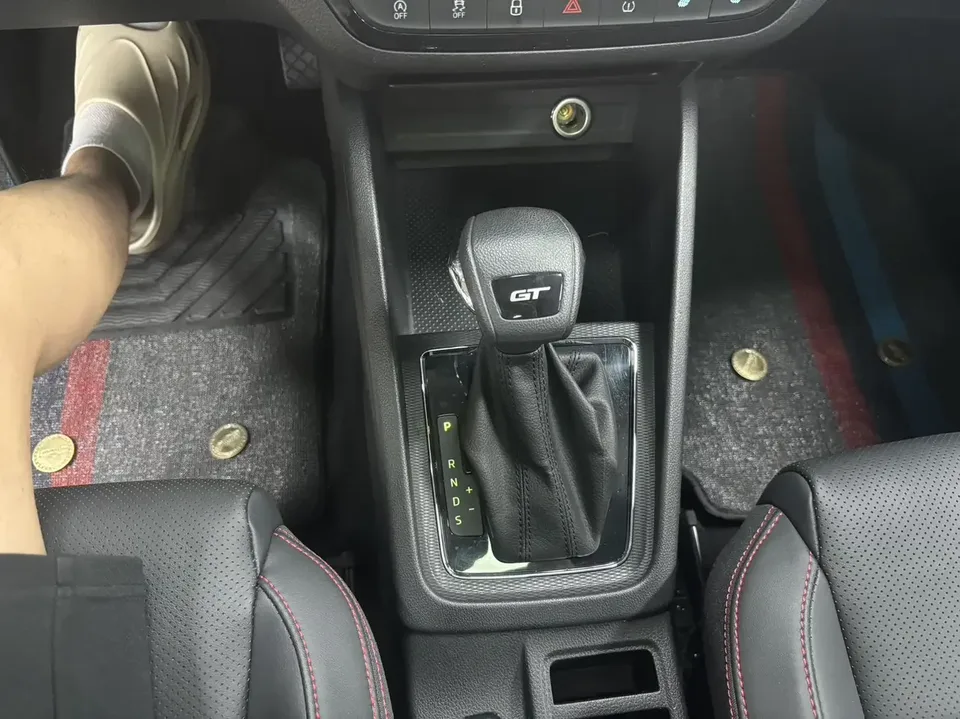 Skoda Kamiq Komic GT 2021 TSI230 DSG Flagship 2022 — thumbnail 5