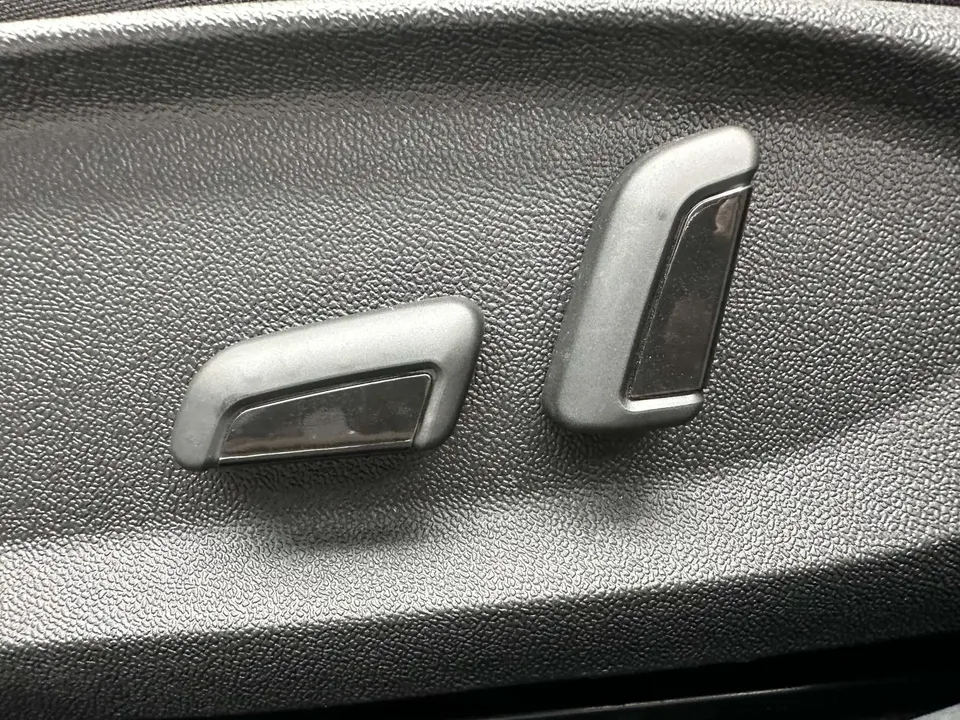 Volkswagen Sagitar Sagitar 2023 280TSI DSG Transcendence Lite 2022 — thumbnail 3