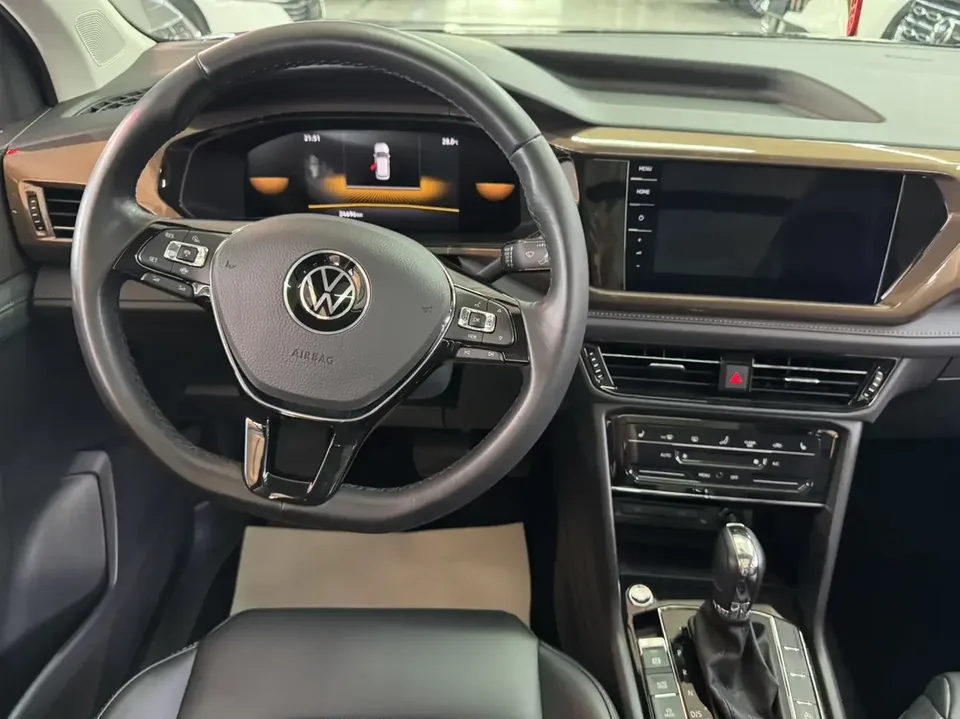 Volkswagen Tharu tuyue 2022 280TSI 2WD Deluxe Edition 2023 — thumbnail 3