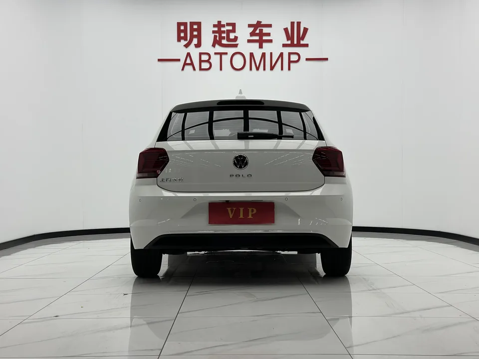 Volkswagen Polo Polo 2021 Plus 1.5L Automatic Colorful Technology Edition 2022 — thumbnail 2