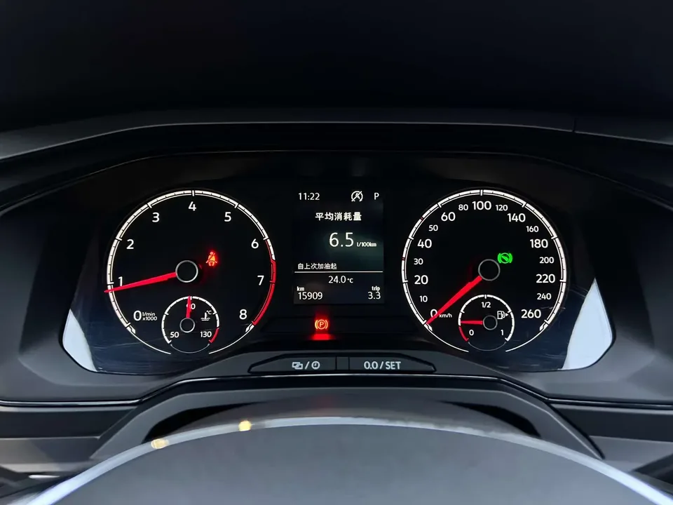 Volkswagen Polo Polo 2021 Plus 1.5L Automatic LOHAS Edition 2023 — thumbnail 4