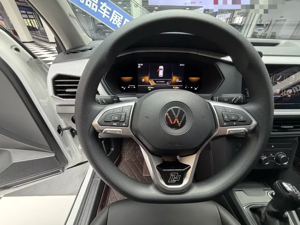 Volkswagen Explore the shadows Explore the shadows 2021 1.5L Automatic Smart Link Edition 2022 — thumbnail 5