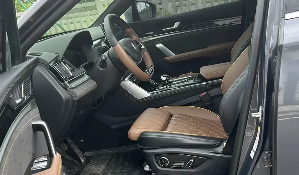 BYD Tang DM Tang DM 2023 DM-i Champion Edition 112KM Premium 2023 — thumbnail 4