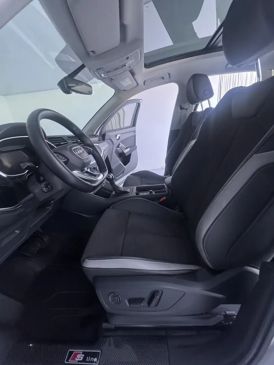 Audi Q3 Audi Q3 2022 35 TFSI Stylish Dynamic 2022 — thumbnail 4