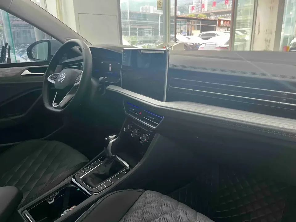 Volkswagen Sagitar Sagitar 2025 Modification 2: 300TSI DSG Beyond Edition 2025 — миниатюра 5