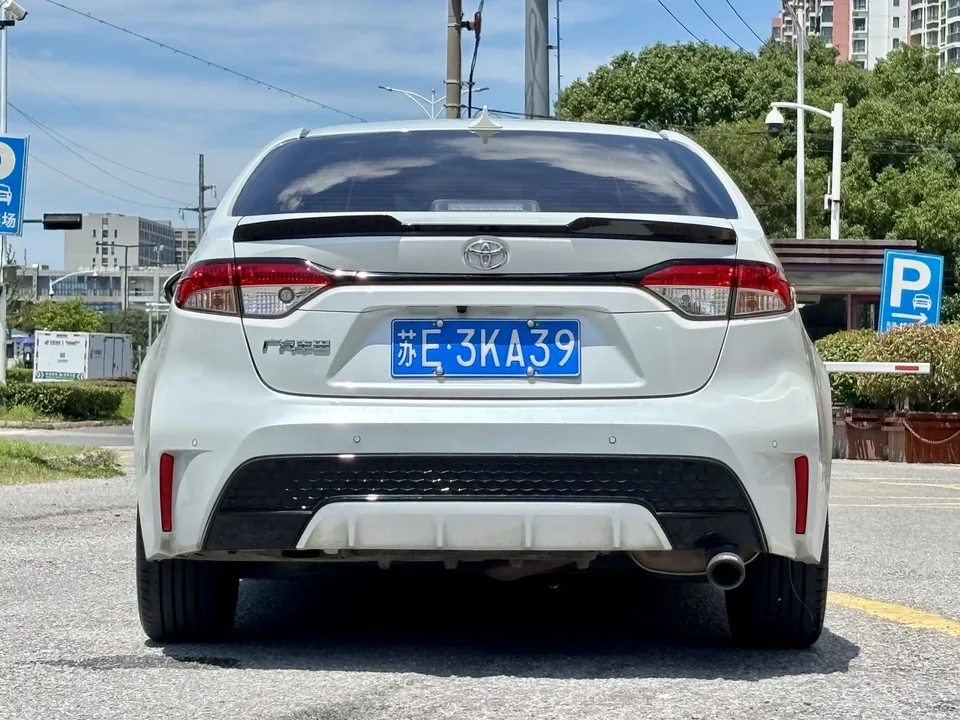 Toyota Levin Lei Ling 2021 185T CVT Sports Edition 2022 — thumbnail 2