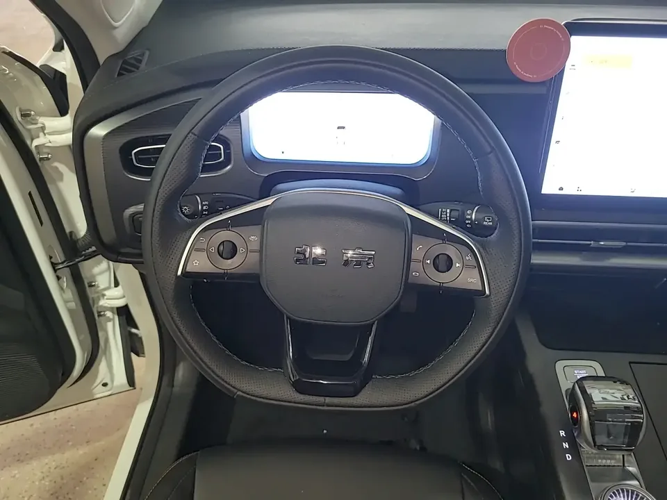 BAIC Beijing Off-road BJ30 Beijing Off-road BJ30 2024 1.5T DCT 2WD Light Wild Pro Edition 2025 — thumbnail 4
