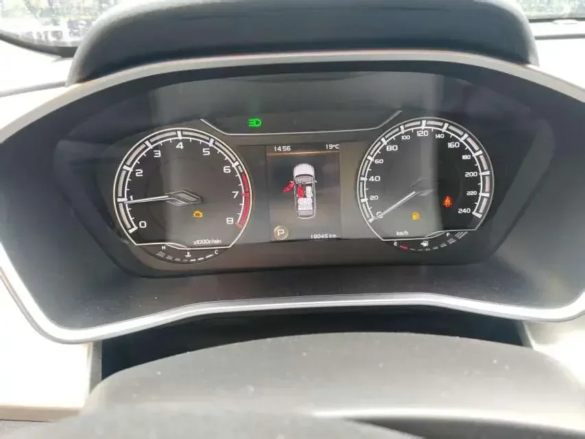 Geely Coolray SX11 Binyue 2021 240T DCT Platinum Edition 2023 — thumbnail 5