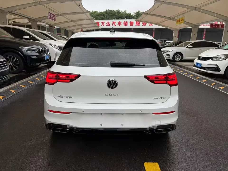 Volkswagen Golf golf 2021 280TSI DSG R-Line 2022 — thumbnail 2