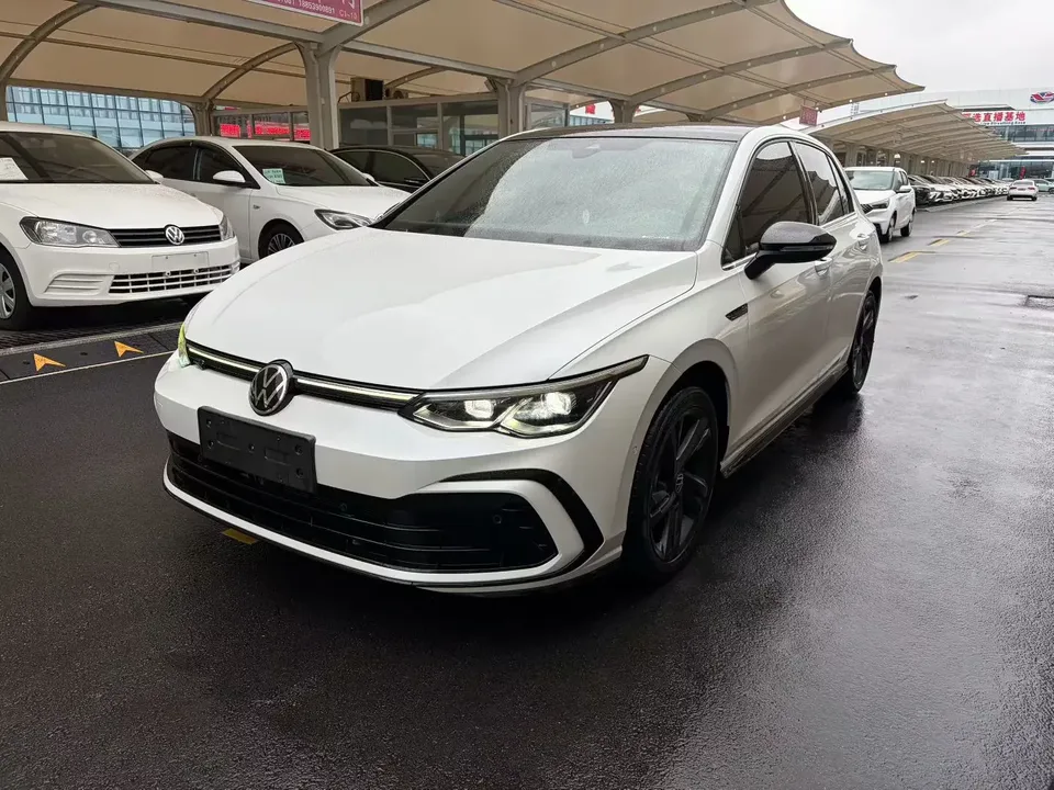 Volkswagen Golf golf 2021 280TSI DSG R-Line 2022 — photo 1, buy with delivery to Moscow