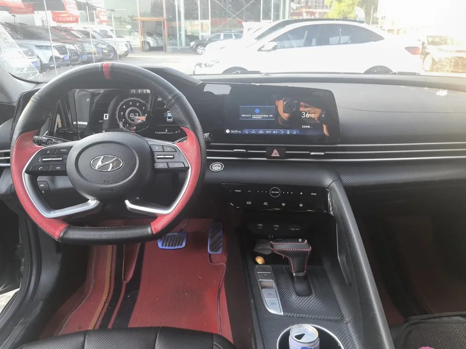 Hyundai Elantra Elantra 2021 1.5L CVT LUX Premium Edition 2022 — thumbnail 5