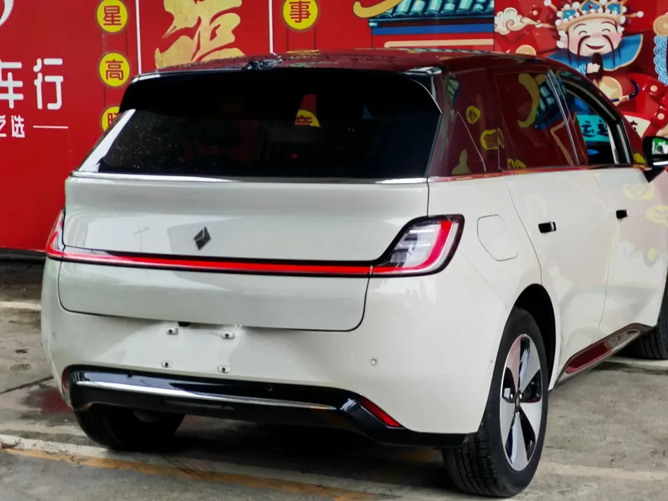 Baojun clouds clouds 2023 460 Max Lingxi Edition 2024 — thumbnail 3