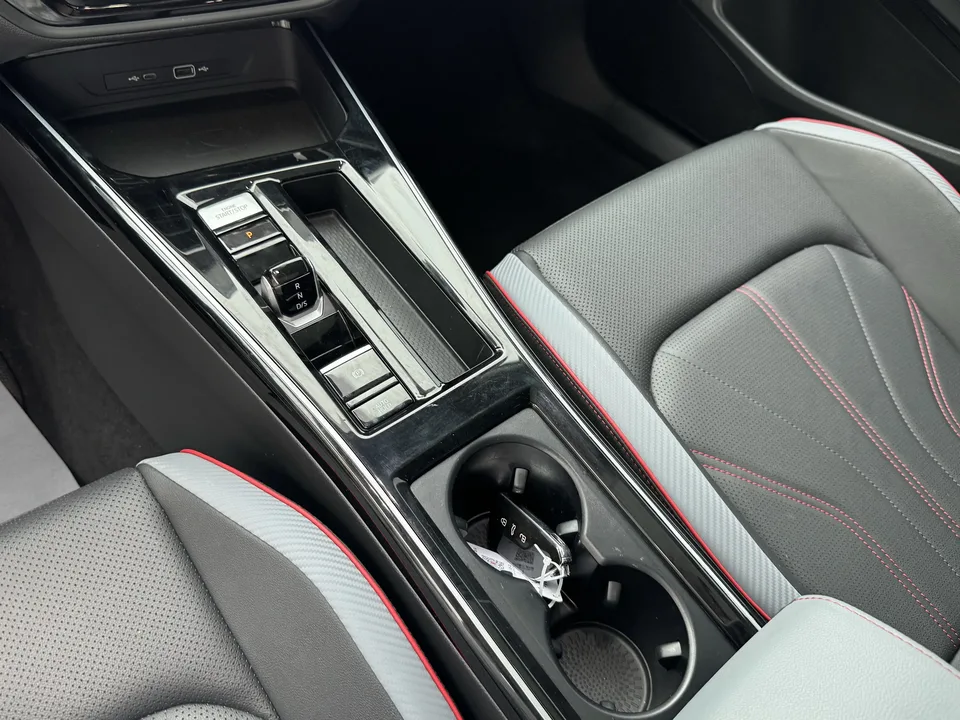 Volkswagen Lamando Lingdu 2023 Lingdu L 280TSI DSG Hot Edition 2023 — thumbnail 4