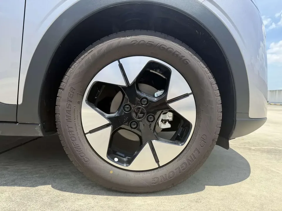Geely Star Wish Star Wish 2026 410km Free Edition 2026 — миниатюра 3