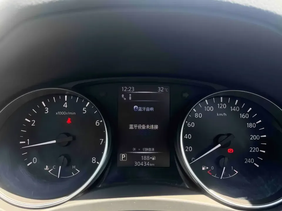 Nissan Qashqai Qashqai 2022 2.0L XV Prem. Deluxe Edition 2022 — thumbnail 4