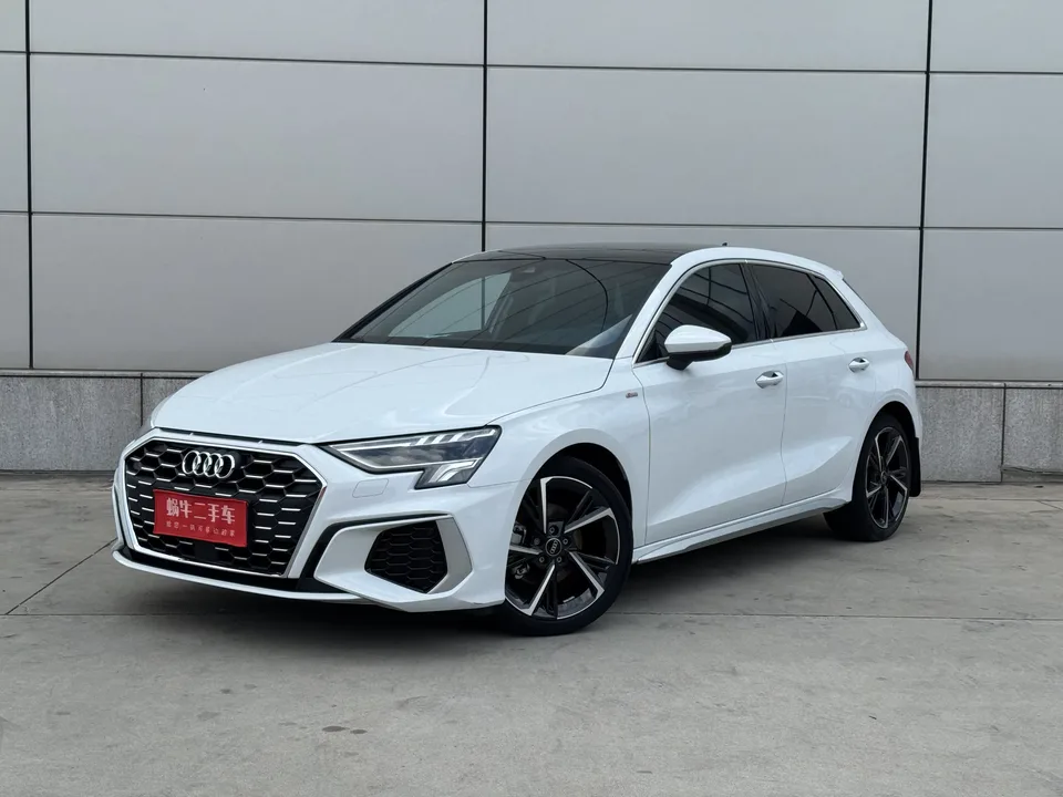 Audi A3 Audi A3 2022 Sportback 35 TFSI Stylish and sporty 2022 — photo 1, buy with delivery to Moscow