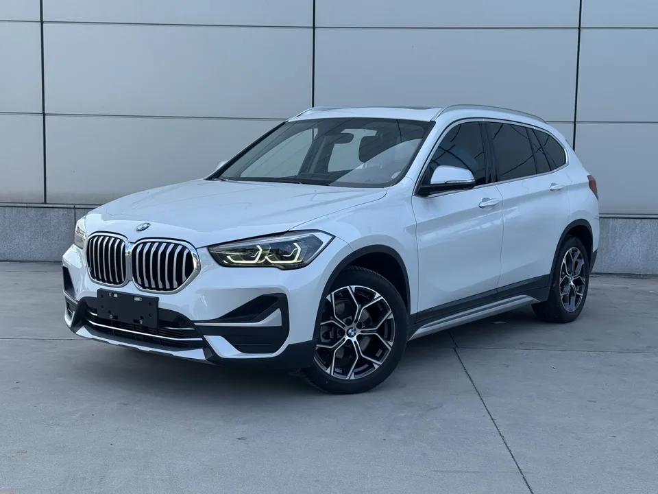 BMW X1 BMW X1 2022 sDrive20Li Fashion 2022 — photo 1, buy with delivery to Moscow