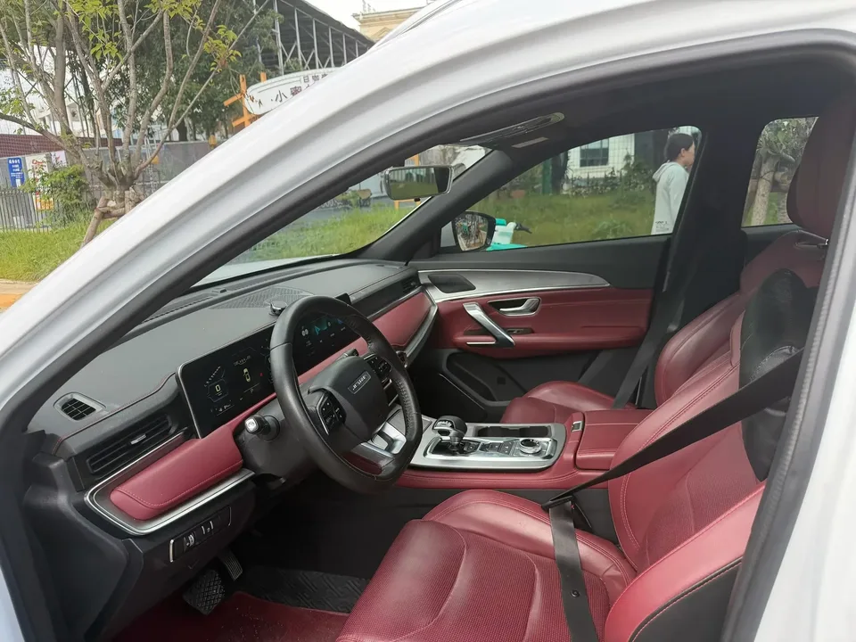 Jetour Jietu X70 PLUS Jietu X70 PLUS 2022 1.5T CVT 7-seater 2022 — thumbnail 3