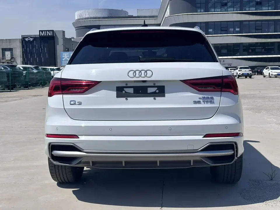 Audi Q3 Audi Q3 2022 35 TFSI Stylish Dynamic 2022 — thumbnail 2