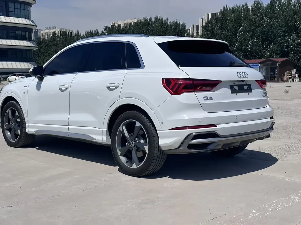 Audi Q3 Audi Q3 2022 35 TFSI Stylish Dynamic 2022 — thumbnail 3