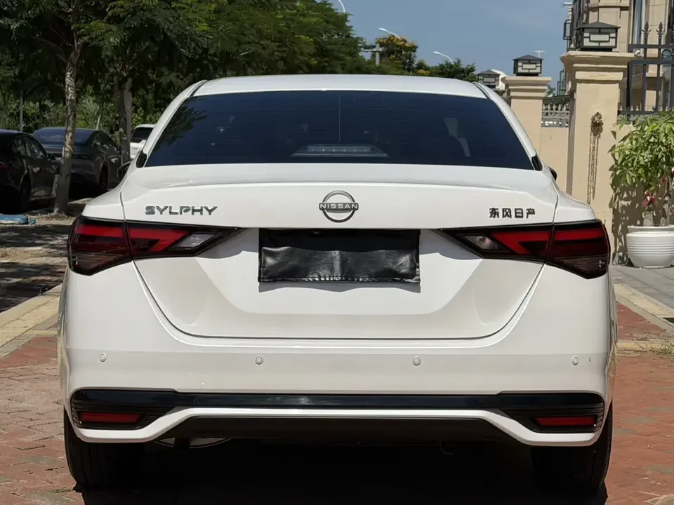Nissan Sylphy Sylphy 2023 1.6L CVT Enjoy Edition 2024 — миниатюра 2